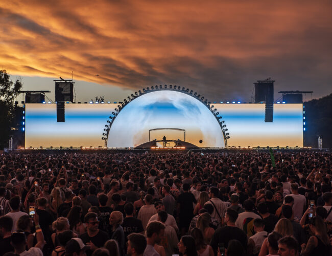 Entenda a importância e o impacto da Sunsetstrip de Hernan Cattaneo, que cruza a fronteira e chega ao Brasil em setembro