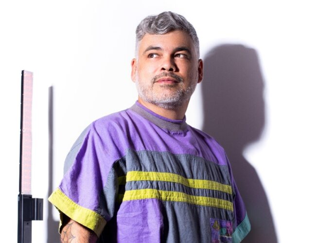 Com data no Hï Ibiza e showcase da Cocada Music em Portugal, Leo Janeiro embarca para turnê europeia