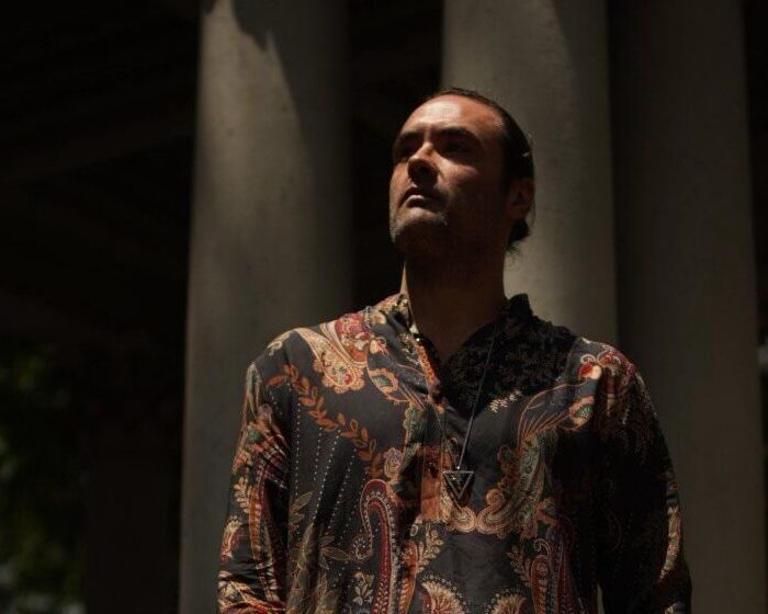Review: Naza Musik e LaPiratesse transformam poesia em experiência de pista em “We Transform”