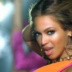 Geração Z é a que mais sente nostalgia por épocas que nunca viveu, e videoclipes ajudam a explicar esse fenômeno, aponta estudo da Vevo